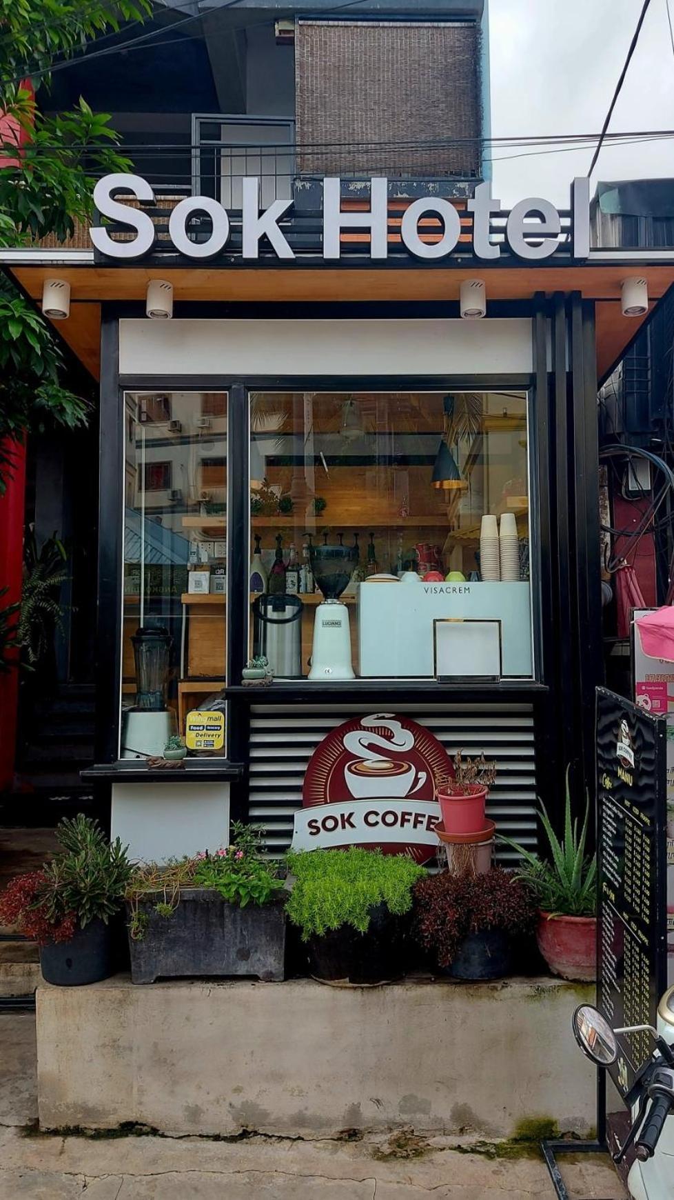 Sok Hotel And Coffee Siem Reap Luaran gambar